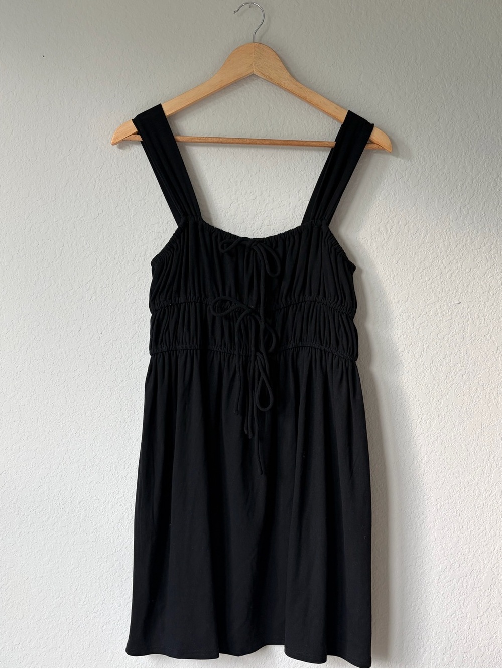 Sadie x Sage Black Mini Dress Women's Size Small Bow Tie Detail Comfortable